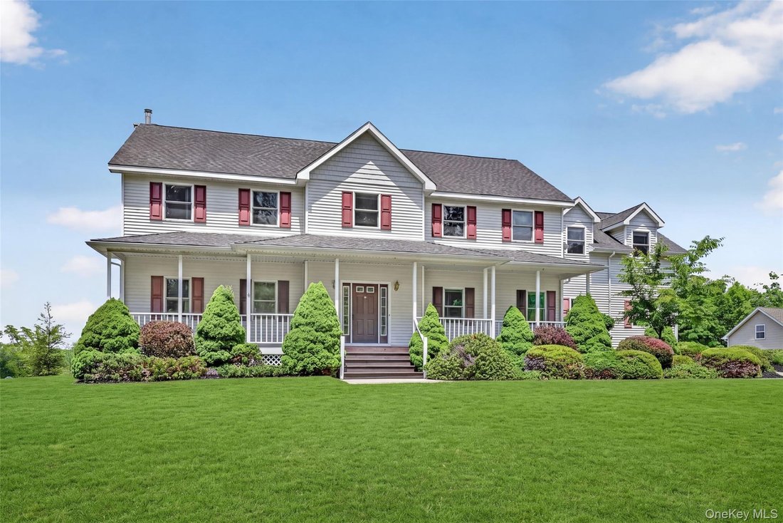 House in Monroe, New York, United States 2 - 18111581