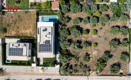 Land in Kalyvia Thorikou, Attica, Greece 1