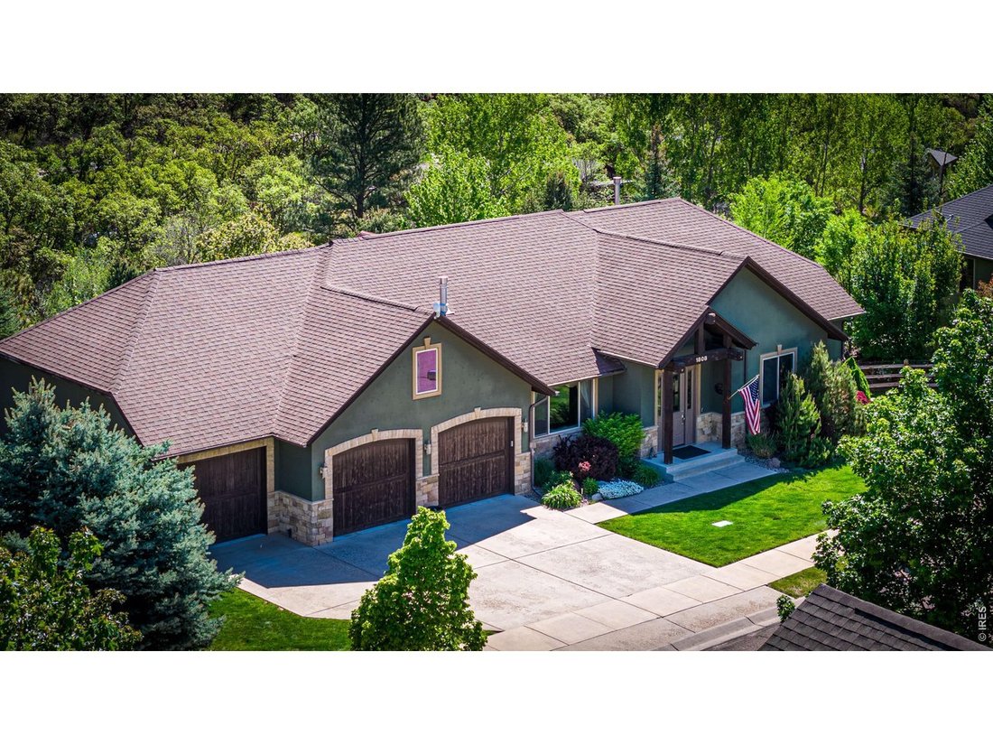 Glenwood Springs, Colorado, United States 2 - 18114374