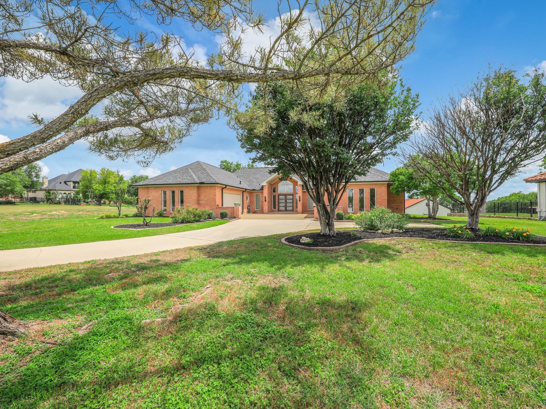 House in Fort Worth, Texas, United States 3 - 18111096
