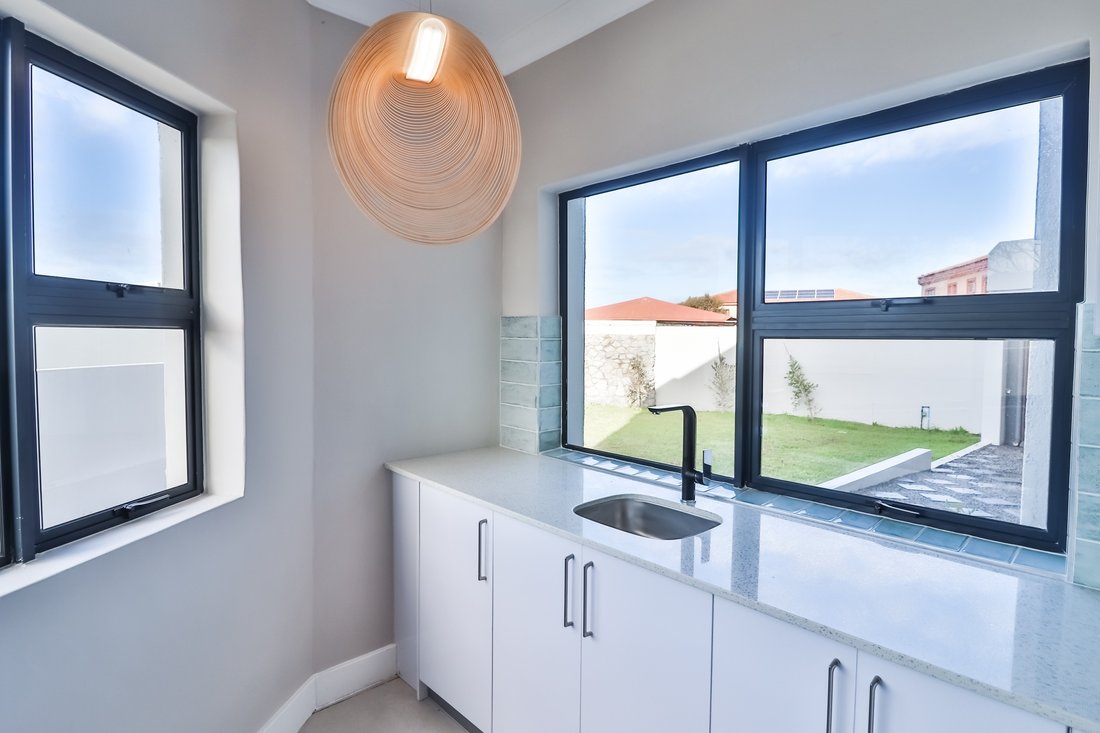 House in Myburgh Park, Western Cape, South Africa 5 - 15208602