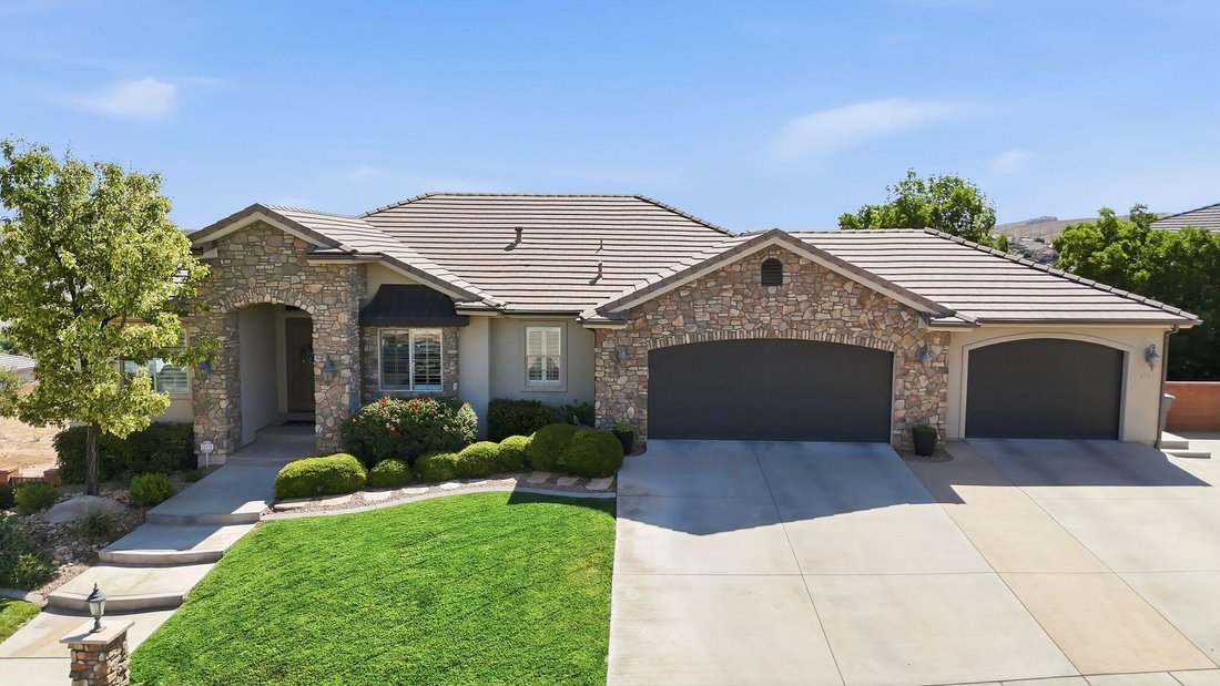 House in St. George, Utah, United States 2 - 18112678