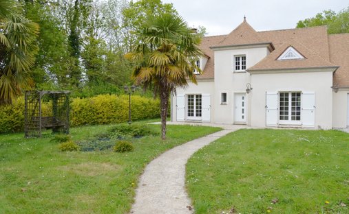 House in Les Molieres, Ile-de-France, France 1