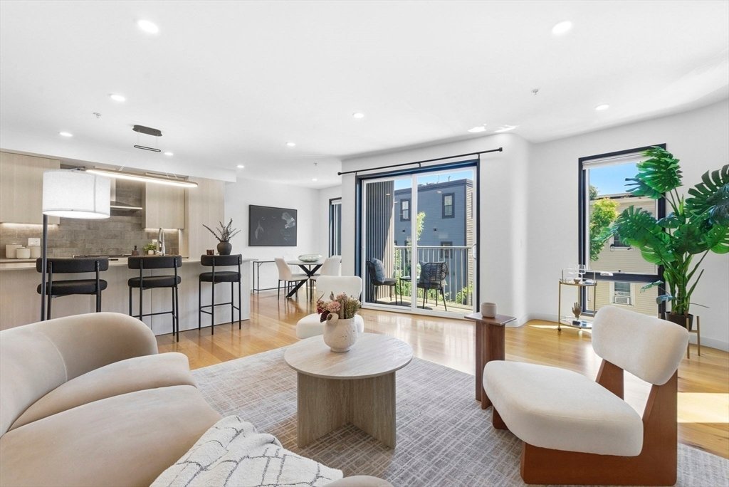 Condo in Boston, Massachusetts, United States 1 - 18111127
