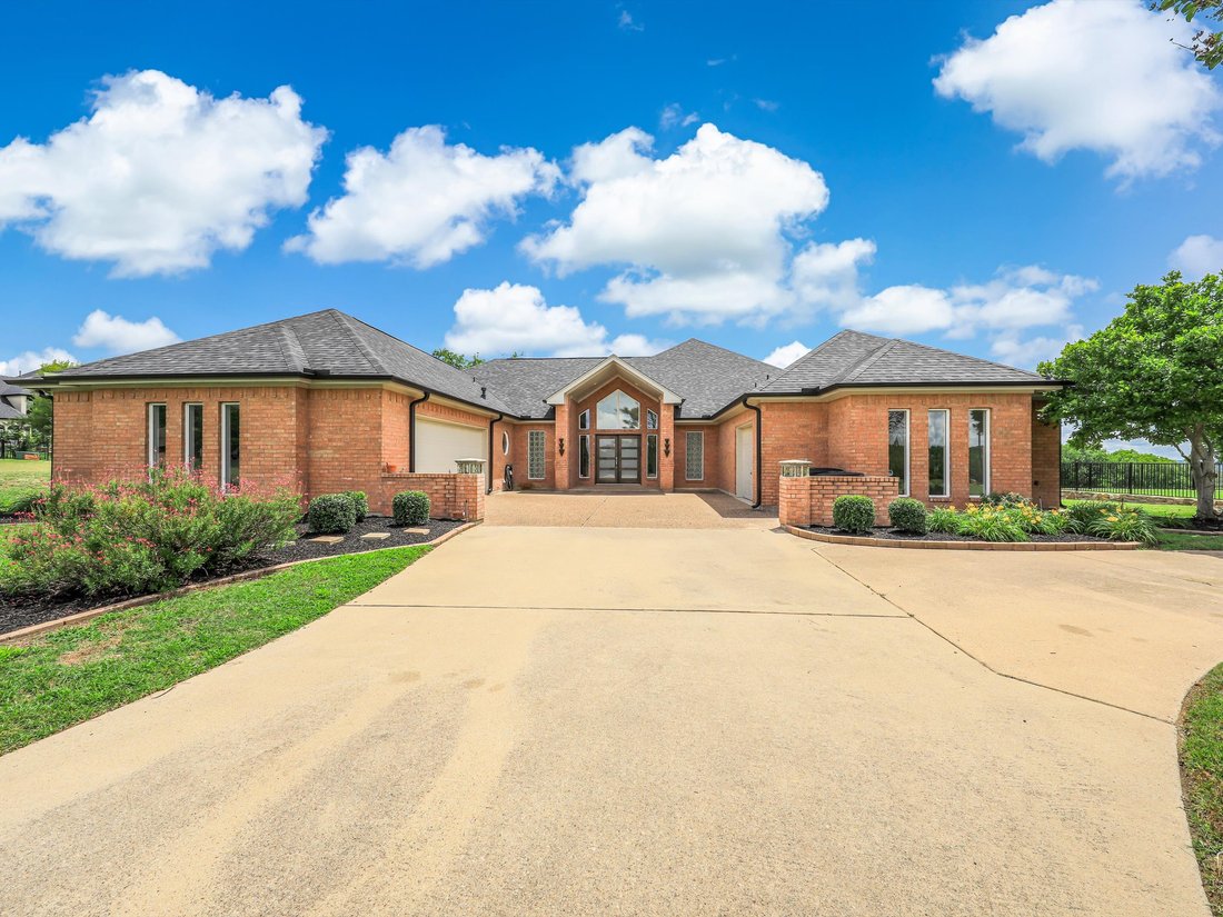 House in Fort Worth, Texas, United States 1 - 18111096