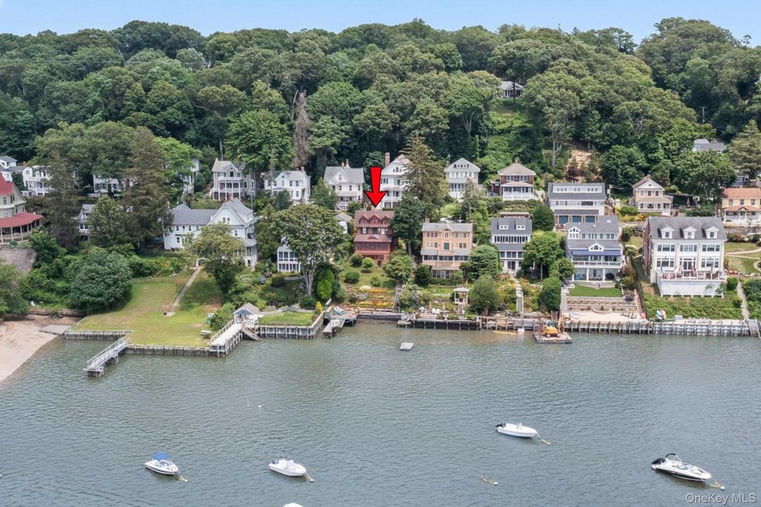 House in Northport, New York, United States 2 - 18113823