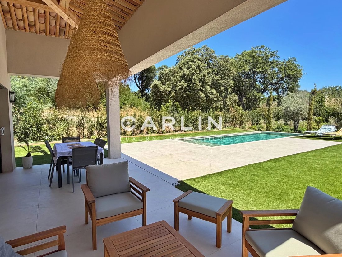 Villa in Grimaud, Provence-Alpes-Côte d'Azur, France 1 - 18114930