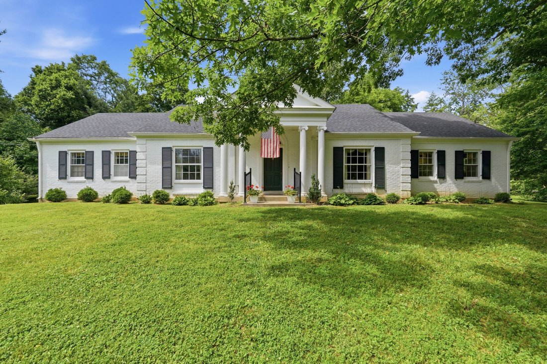 House in Watterson Park, Kentucky, United States 1 - 18112104