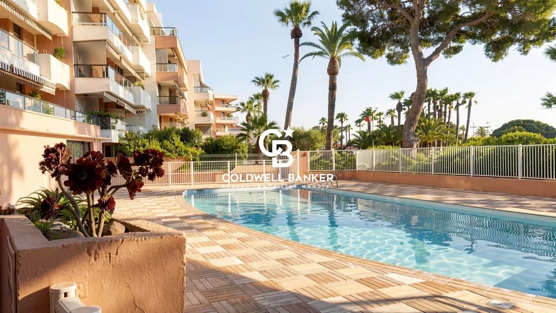 Apartment in Plateau Notre Dame Sud-Bord de mer-Beaurivage, Saint-Raphaël, France 1 - 18114691