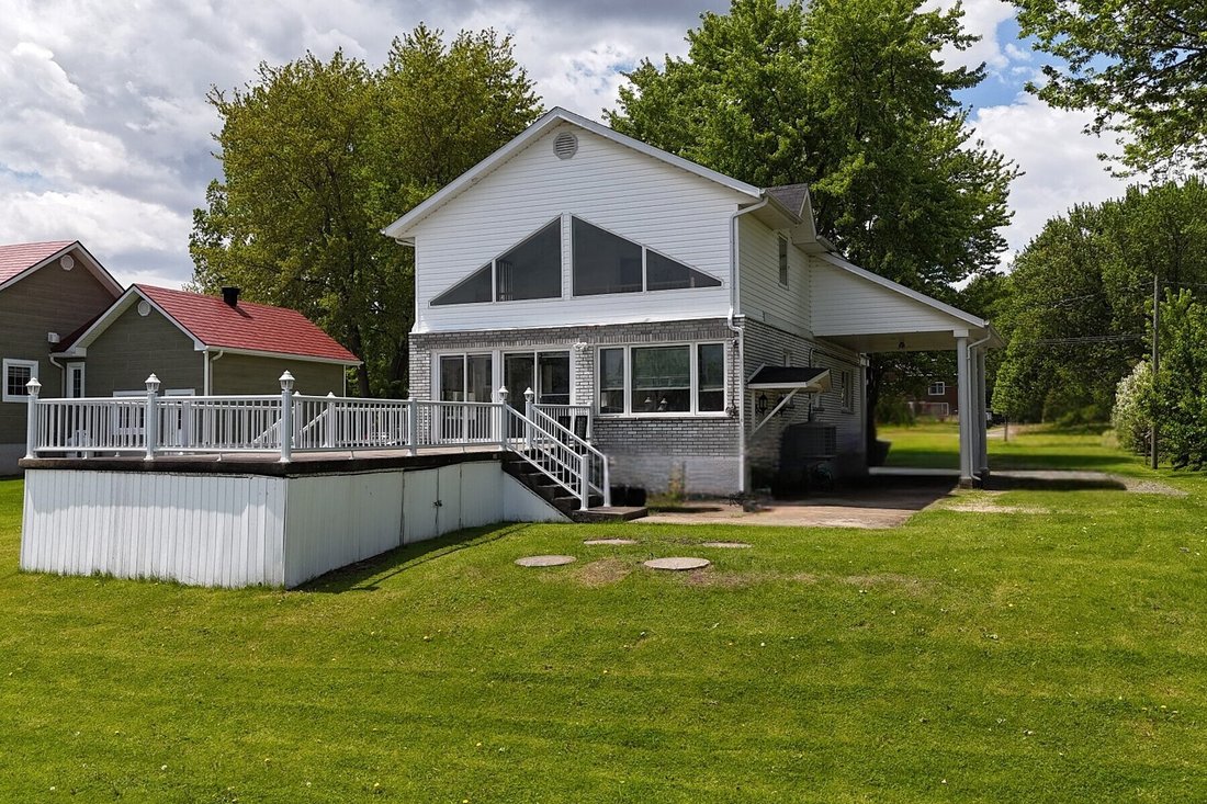House in Berthierville, Quebec, Canada 4 - 18042442