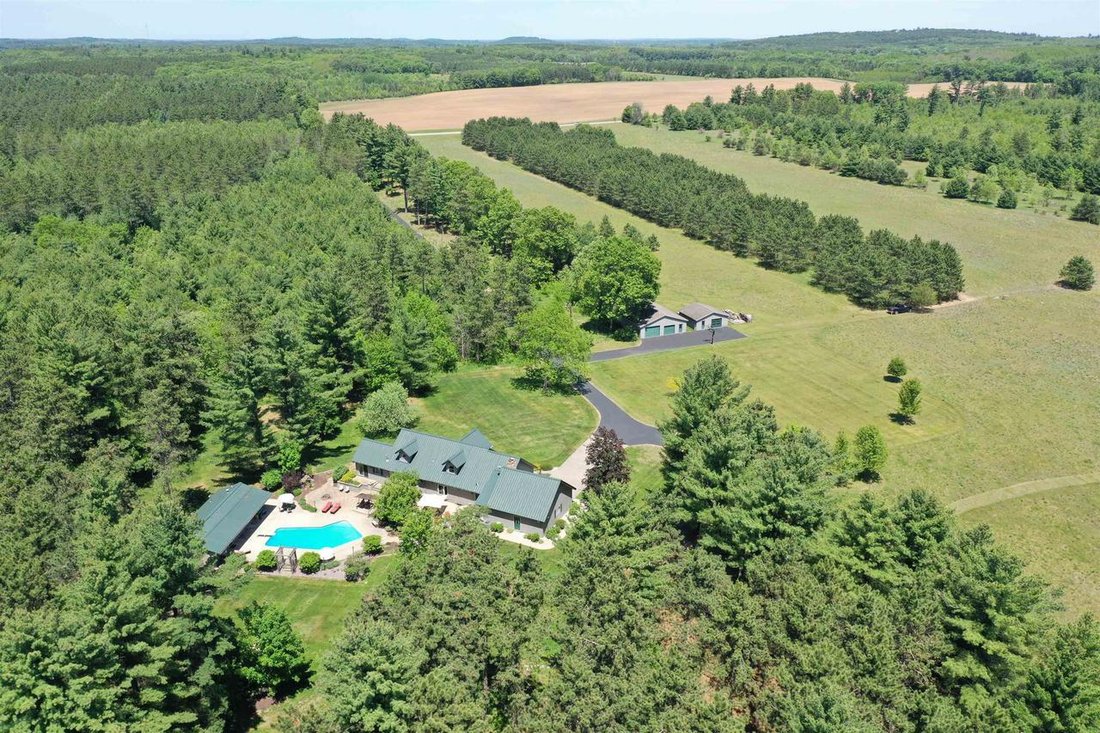 House in Pine River, Wisconsin, United States 3 - 18112575