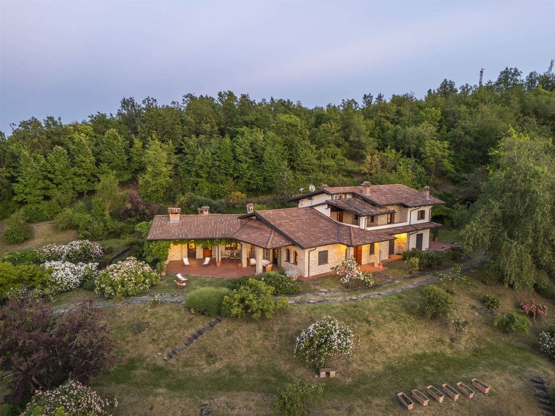 Villa in Nibbiano, Emilia-Romagna, Italy 5 - 17979895