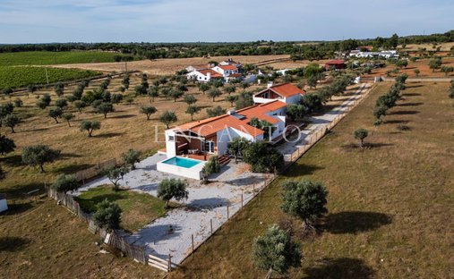 Finca a Nossa Senhora de Machede, Distretto di Évora, Portogallo 1