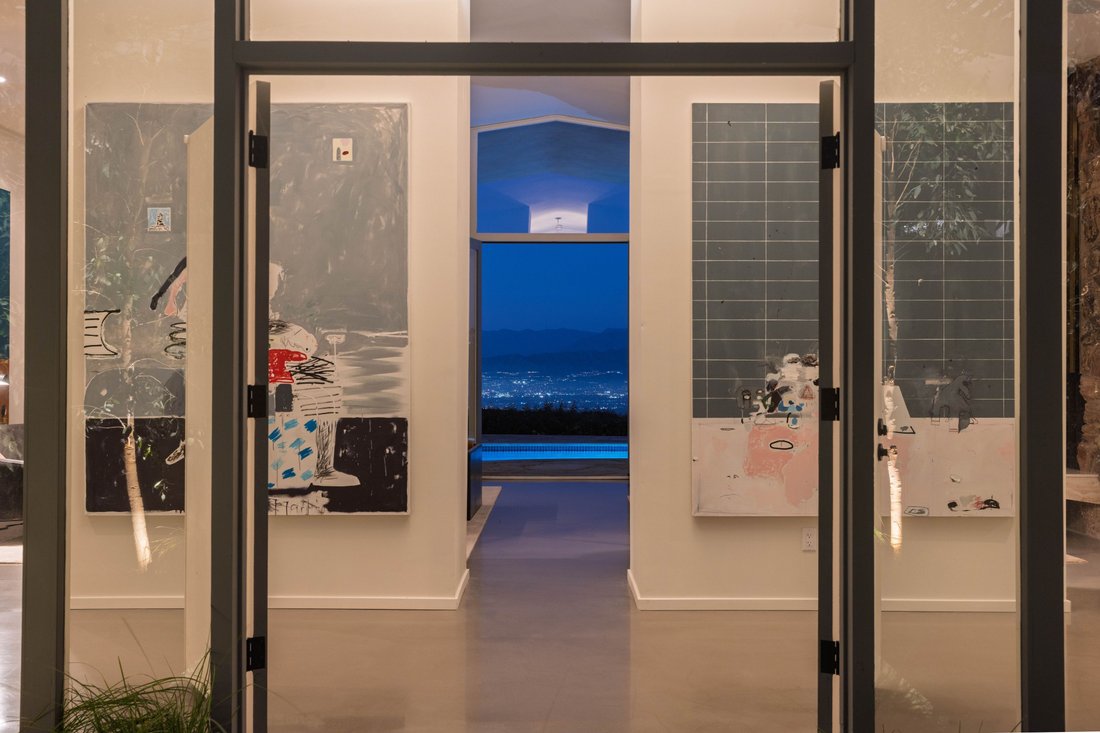 House in Los Angeles, California, United States 4 - 18111251
