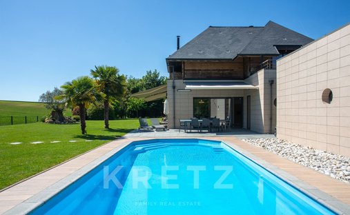 House in Blangy-Tronville, Hauts-de-France, France 1