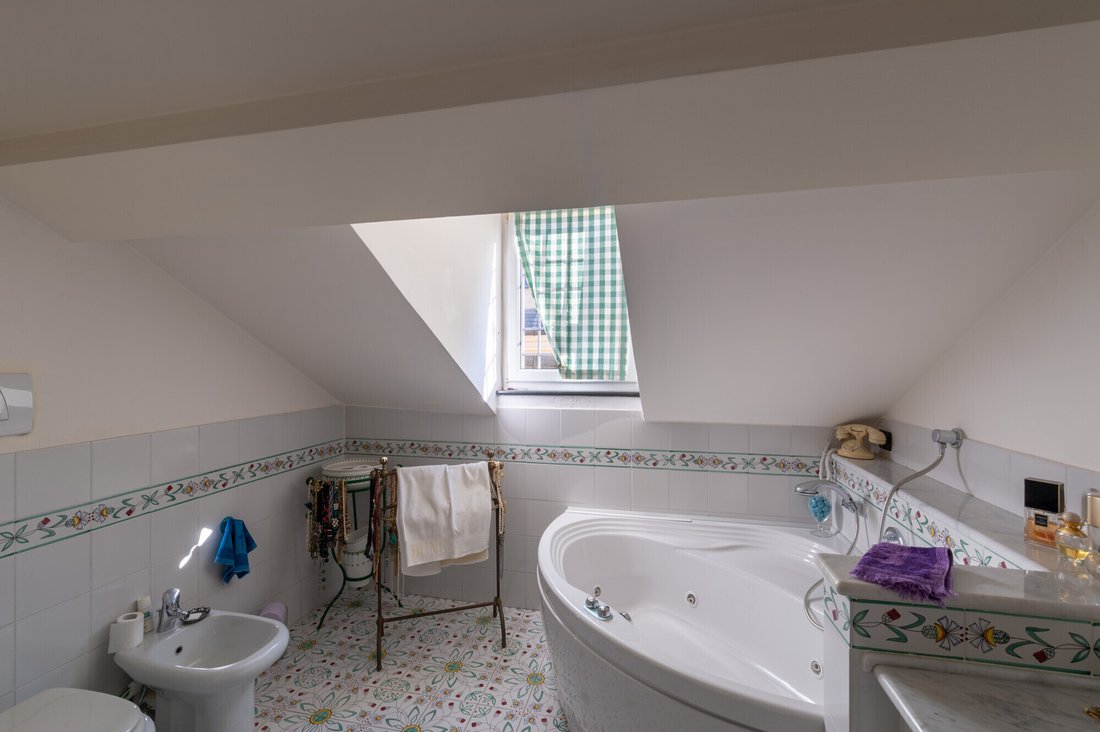 Apartment in Medio Levante, Genoa, Liguria 4 - 18110942