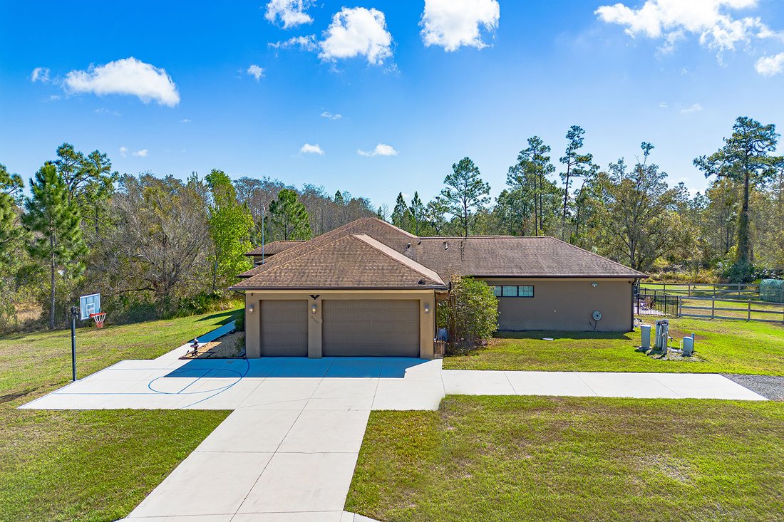 Farm Ranch in Orlando, Florida, United States 4 - 17435085