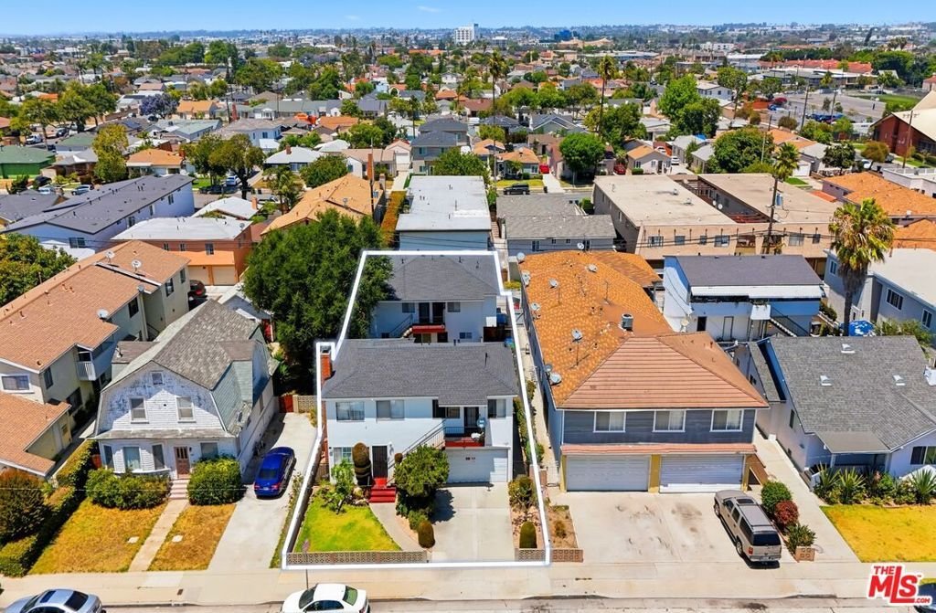 Gardena, California, United States 4 - 18112648