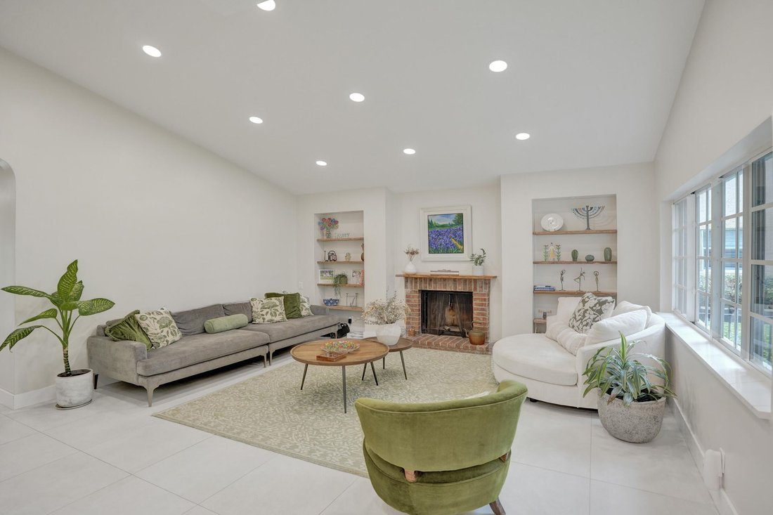 House in Pembroke Pines, Florida, United States 4 - 18115433