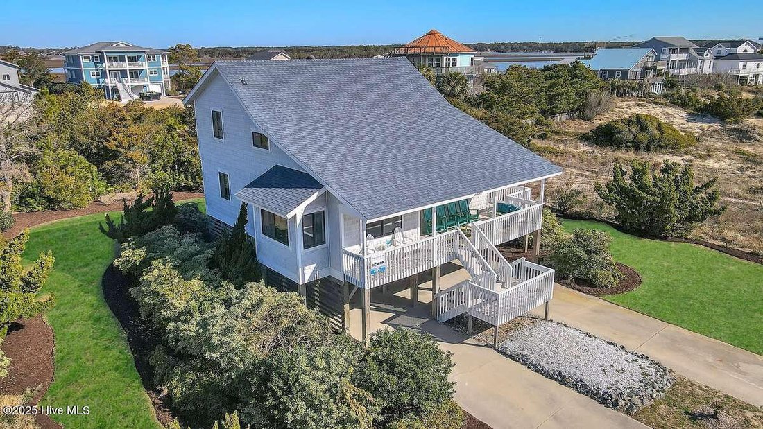 House in Oak Island, North Carolina, United States 4 - 18114791