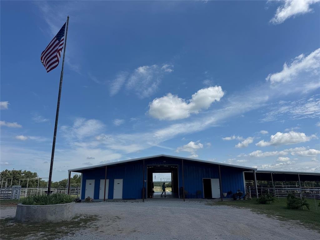 Farm Ranch in Alvord, Texas, United States 3 - 18114115