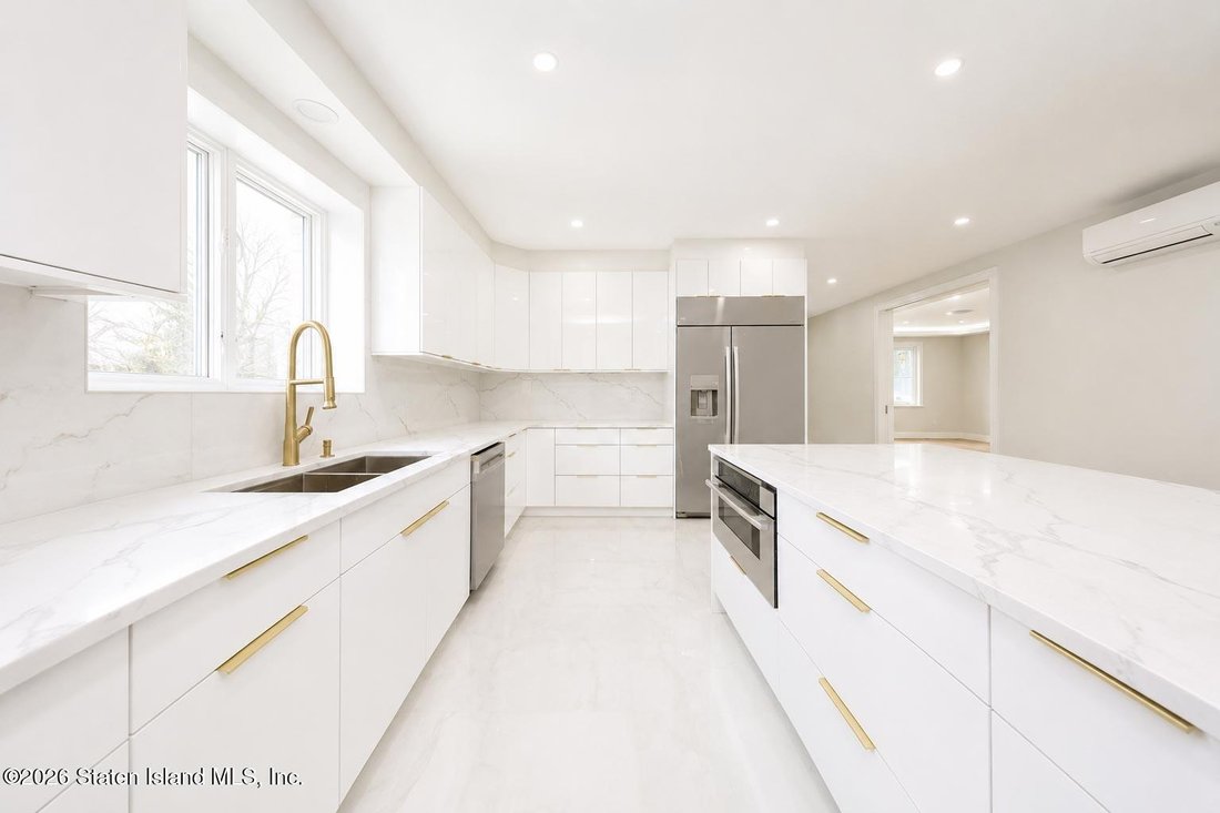 House in New York, New York, United States 5 - 18112686