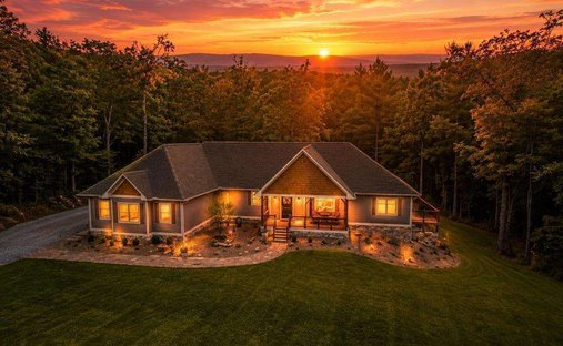 House in Blairsville, Georgia, United States 1