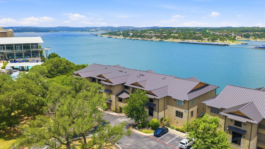 Condo in The Hills, Texas, United States 5 - 18113174