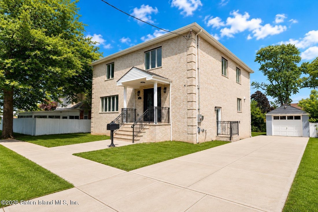 House in New York, New York, United States 2 - 18112686