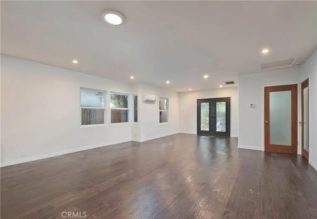 Los Angeles, California, United States 4 - 17523876