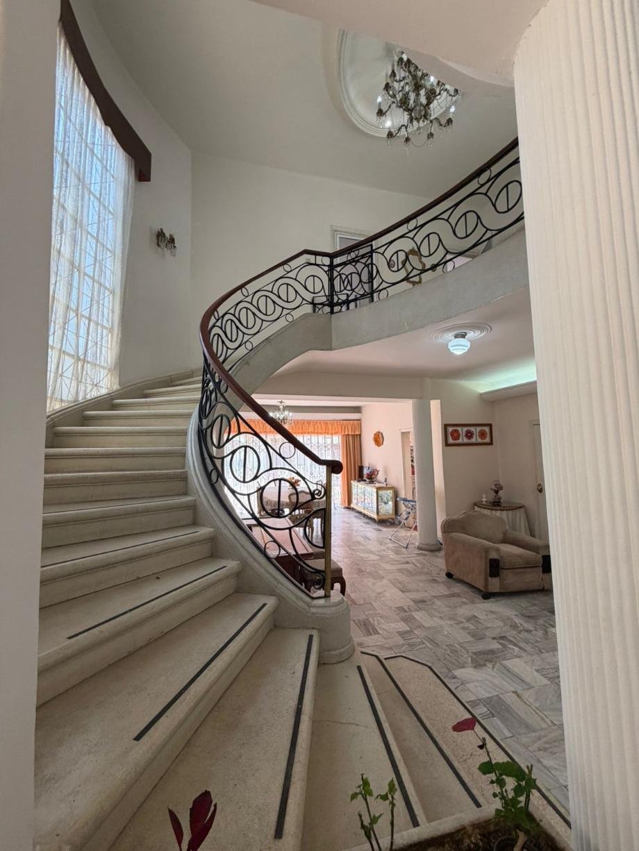 House in Mexico City, Mexico 2 - 18115384