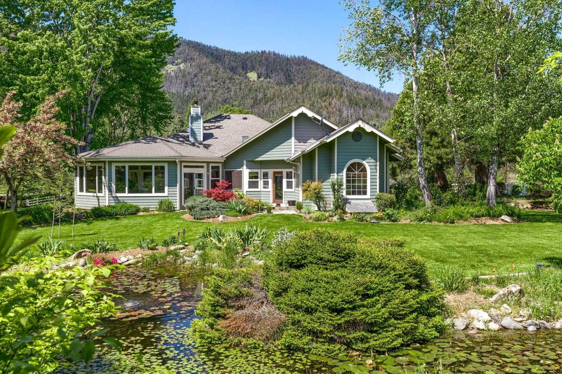 House in Applegate, Oregon, United States 2 - 18114232