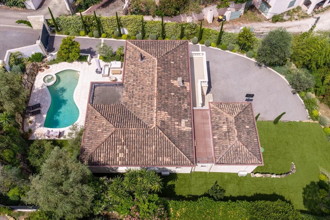 Villa in Les Indes les-Groulles, Mouans-Sartoux, France 4 - 18110661