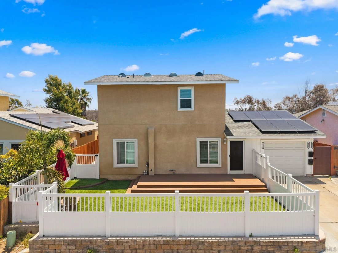 San Diego, California, United States 3 - 18112879
