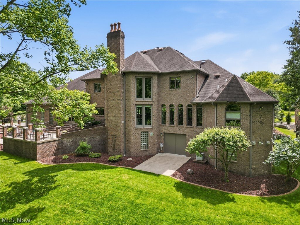 House in Youngstown, Ohio, United States 3 - 18113976