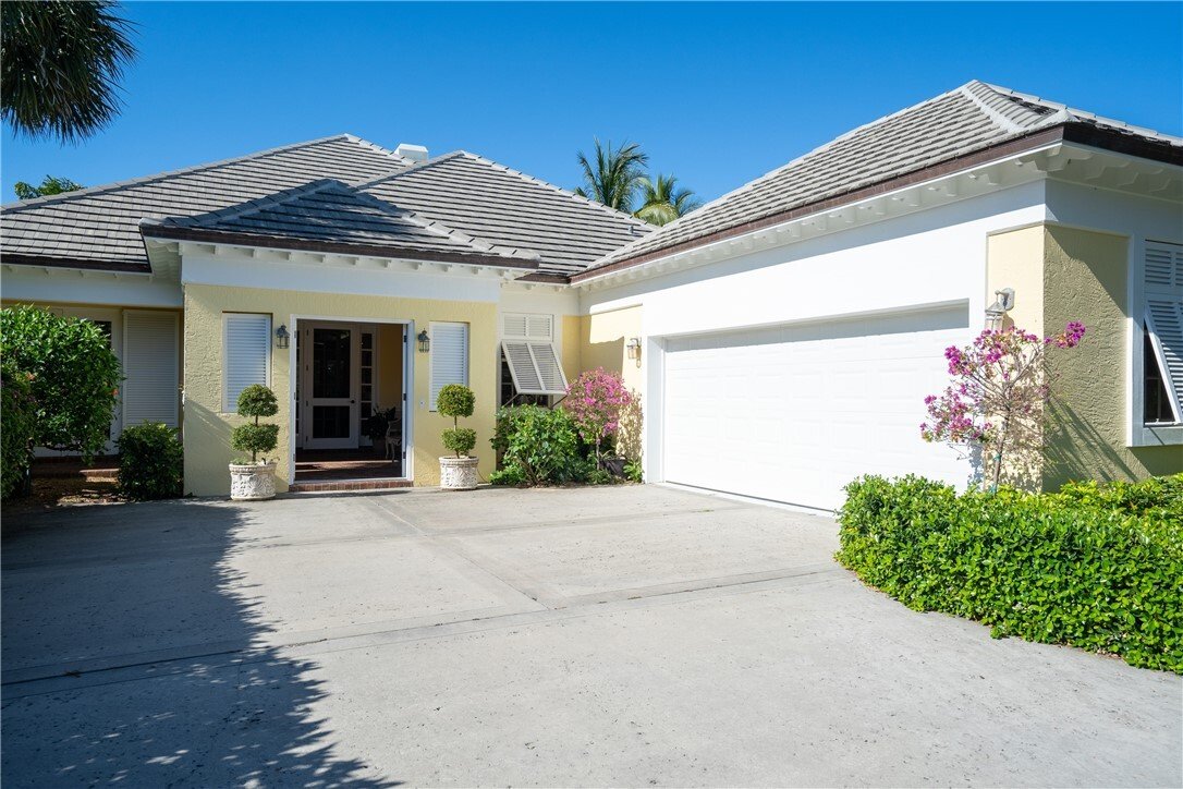 House in Orchid, Florida, United States 1 - 18112557