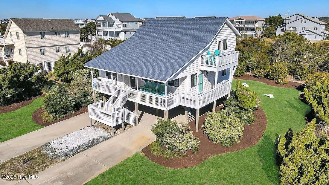 House in Oak Island, North Carolina, United States 1 - 18114791