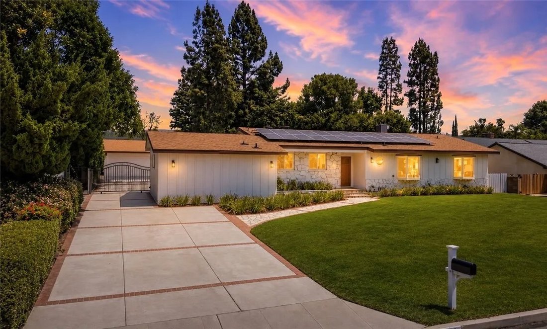 House in Los Angeles, California, United States 2 - 18112846
