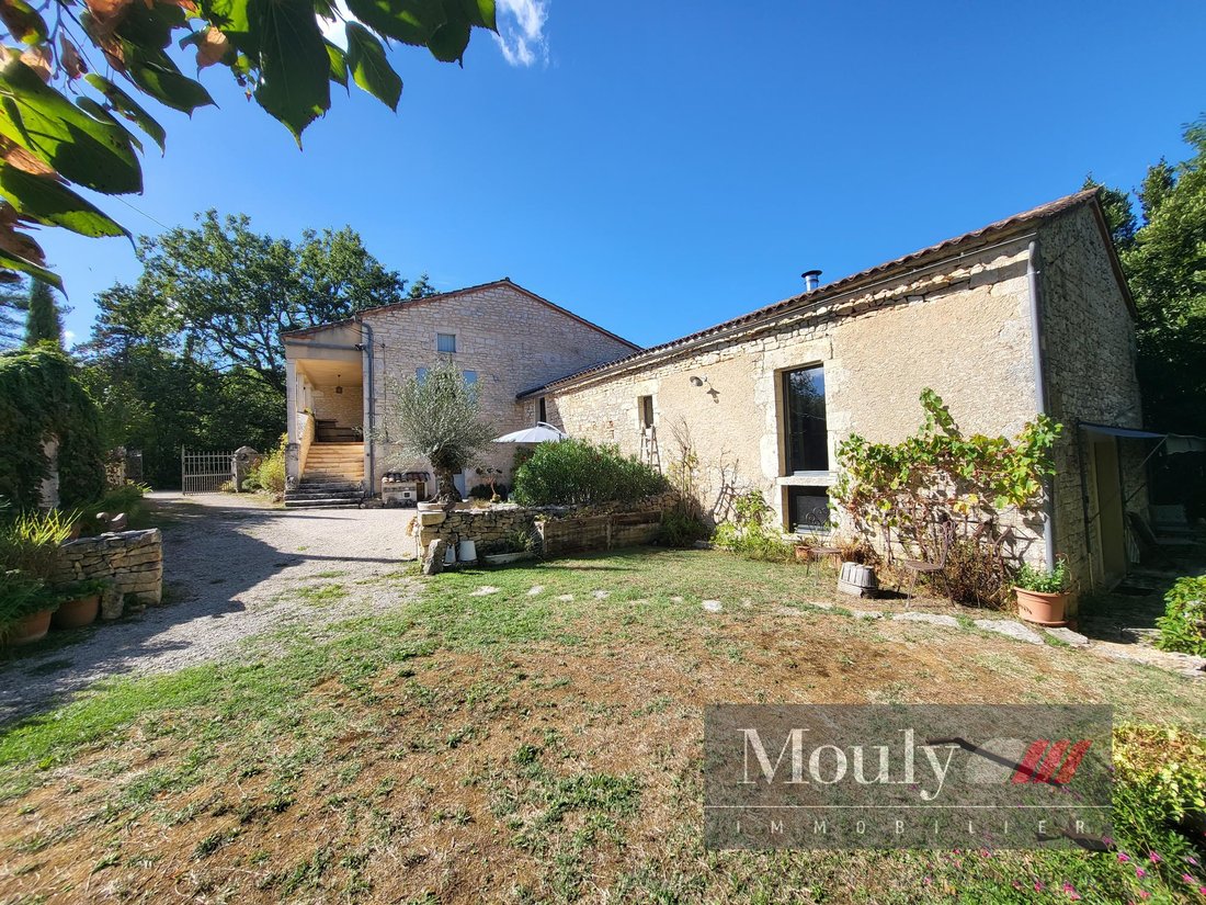Estate in Cremps, Occitania, France 5 - 18110756
