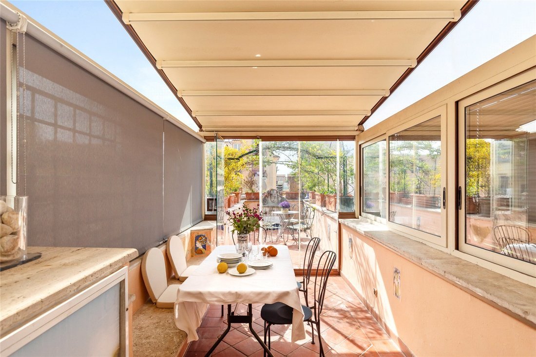 Apartment in Trastevere, Rome, Italy 4 - 18111097