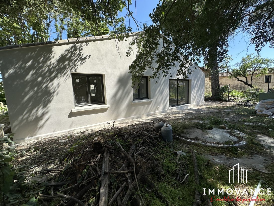 House in Centre Ville, Castries, France 2 - 18115562