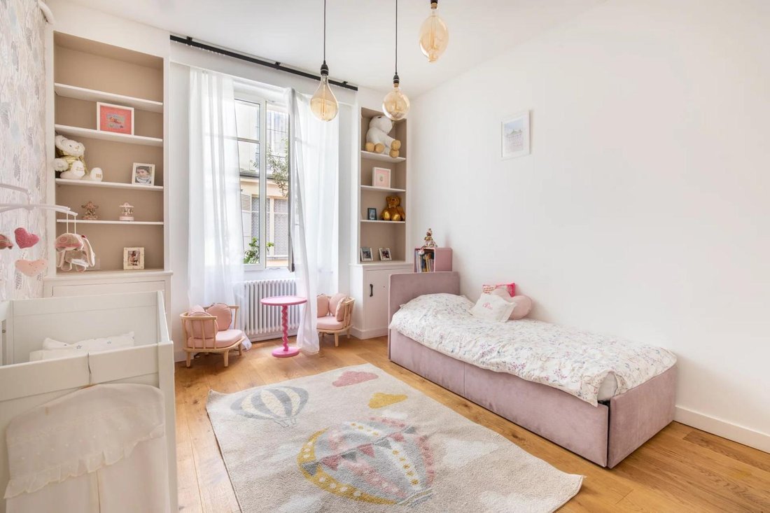 Apartment in Bois de Boulogne, Paris 16e Arrondissement, Paris 2 - 18110669