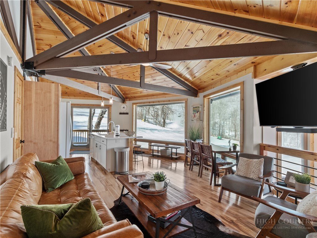 House in Banner Elk, North Carolina, United States 3 - 18113576
