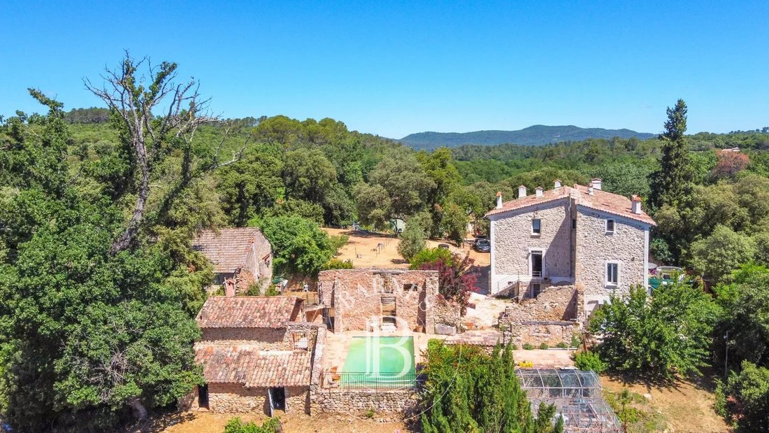 Country House in Besse-sur-Issole, Provence-Alpes-Côte d'Azur, France 4 - 18111469