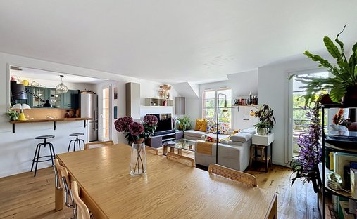 Apartment in Bas Buc, Buc, France 1
