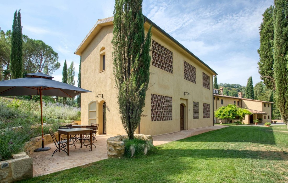 Country House in Vico d'Elsa, Tavarnelle Val di Pesa, Tuscany 3 - 18115394