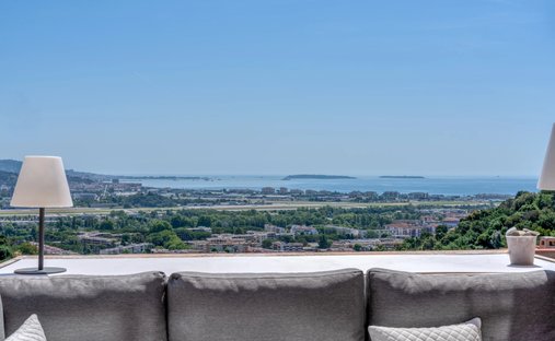 Apartment in Le Roc Fleuri-Capitou (Jeanne d'Arc), Mandelieu-la-Napoule, France 1