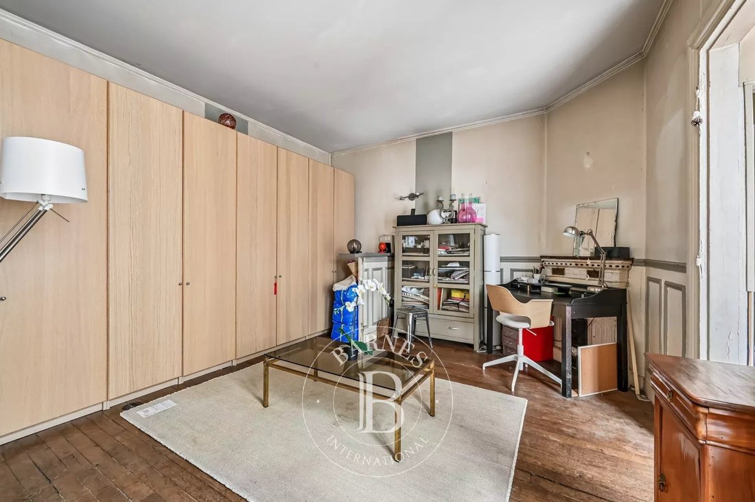Apartment in Saint Thomas d'Aquin, Paris 7e Arrondissement, Paris 3 - 18110284