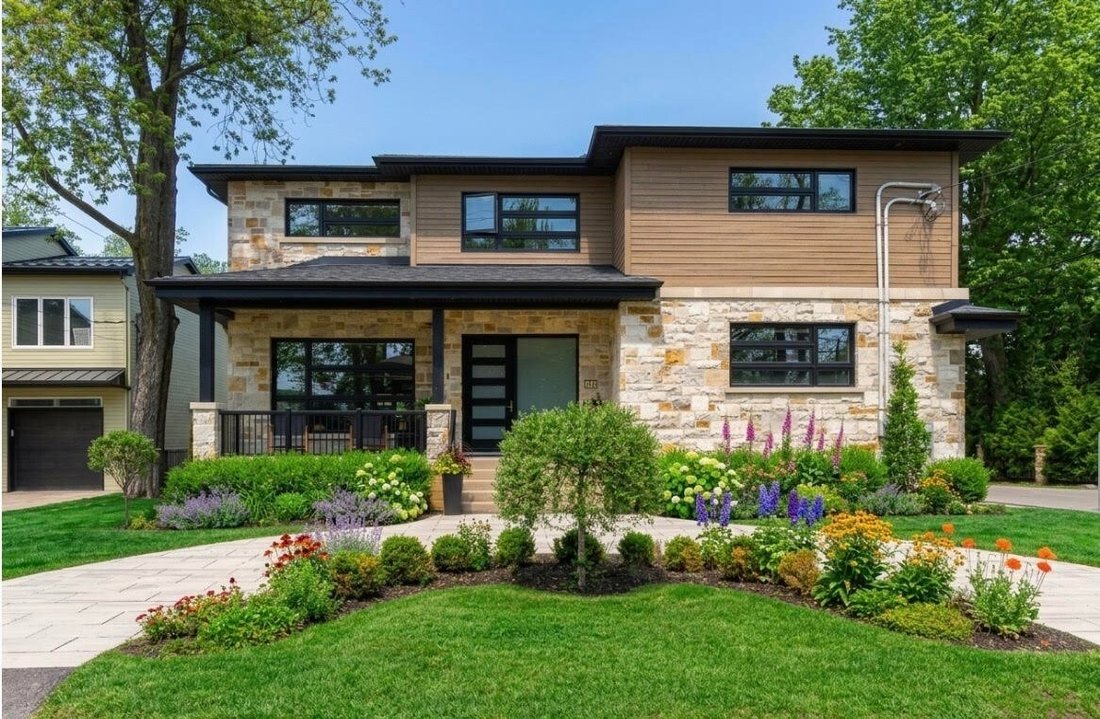 House in Montréal, Quebec, Canada 1 - 18012087