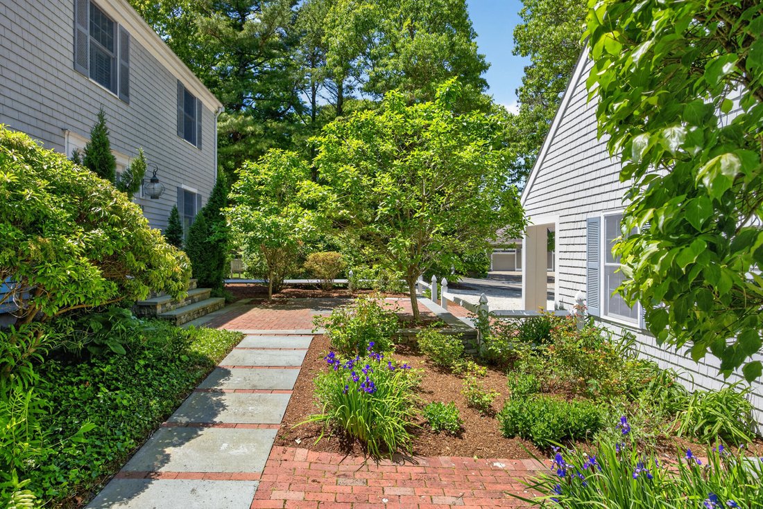 House in Barnstable, Massachusetts, United States 5 - 18112158